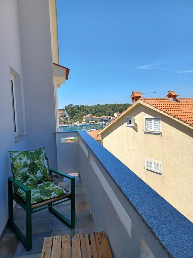 Apartments Ivic Rab Town Exterior photo